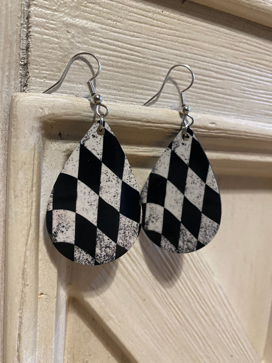 Checkered Flag Teardrop Earrings